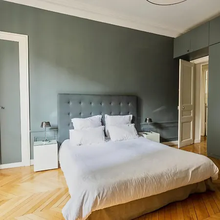 Luxurious And Comfortable 3 Bdr Near Champs Elysees Apartment Neuilly-sur-Seine