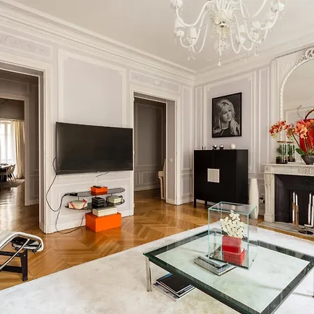 Luxurious And Comfortable 3 Bdr Near Champs Elysees Apartment Neuilly-sur-Seine